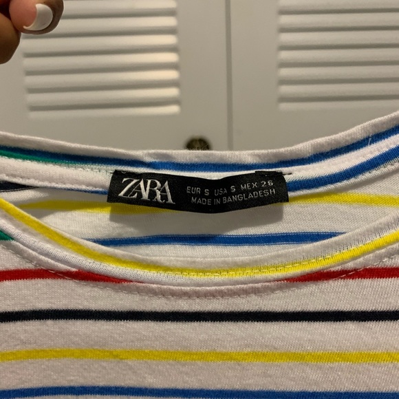 Zara Tee - Picture 2 of 4